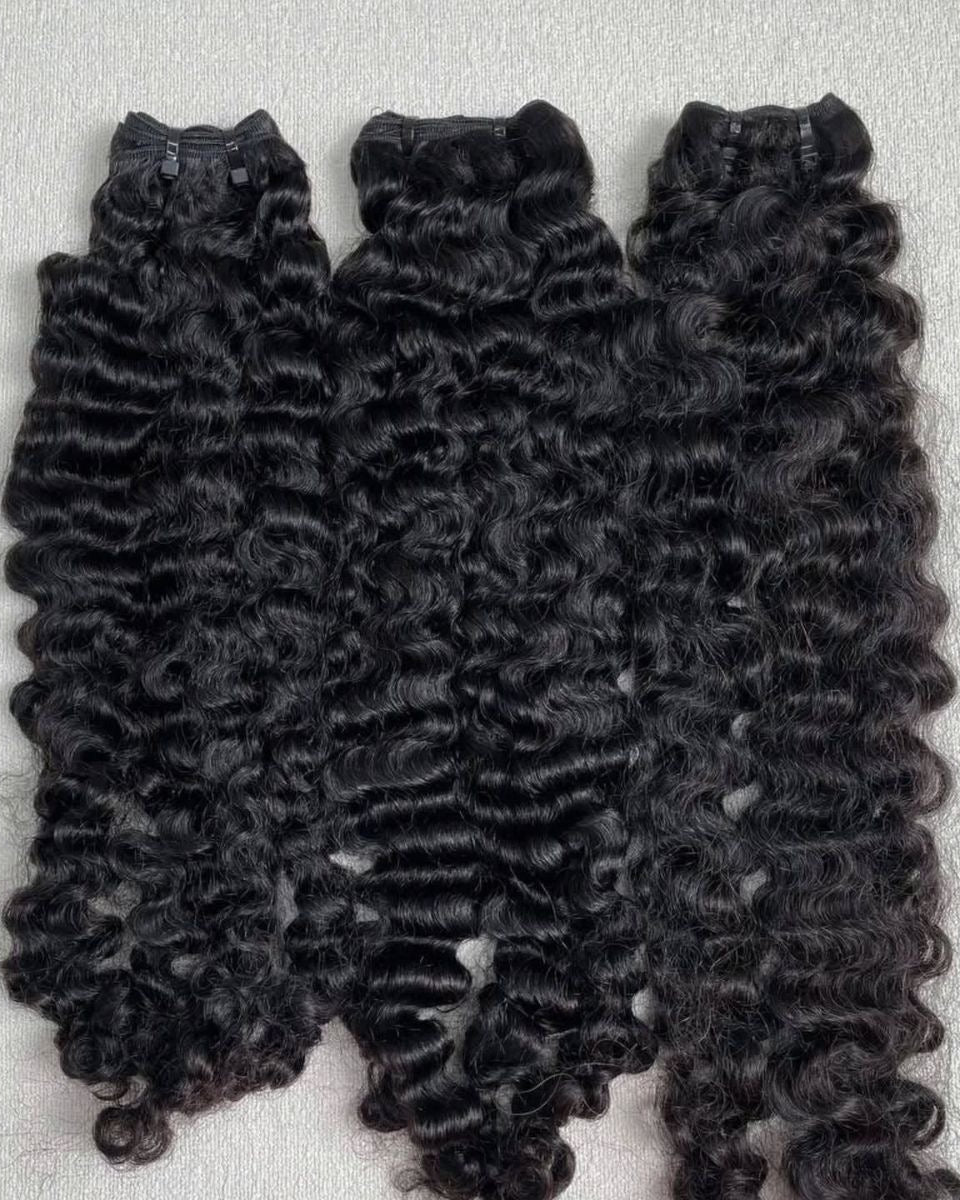 Signature Curly Bundles